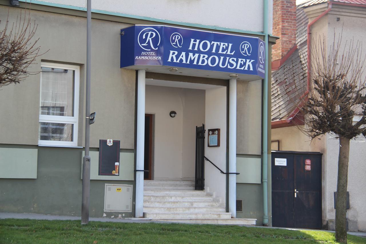 Hotel Rambousek Nové Město nad Metují Εξωτερικό φωτογραφία