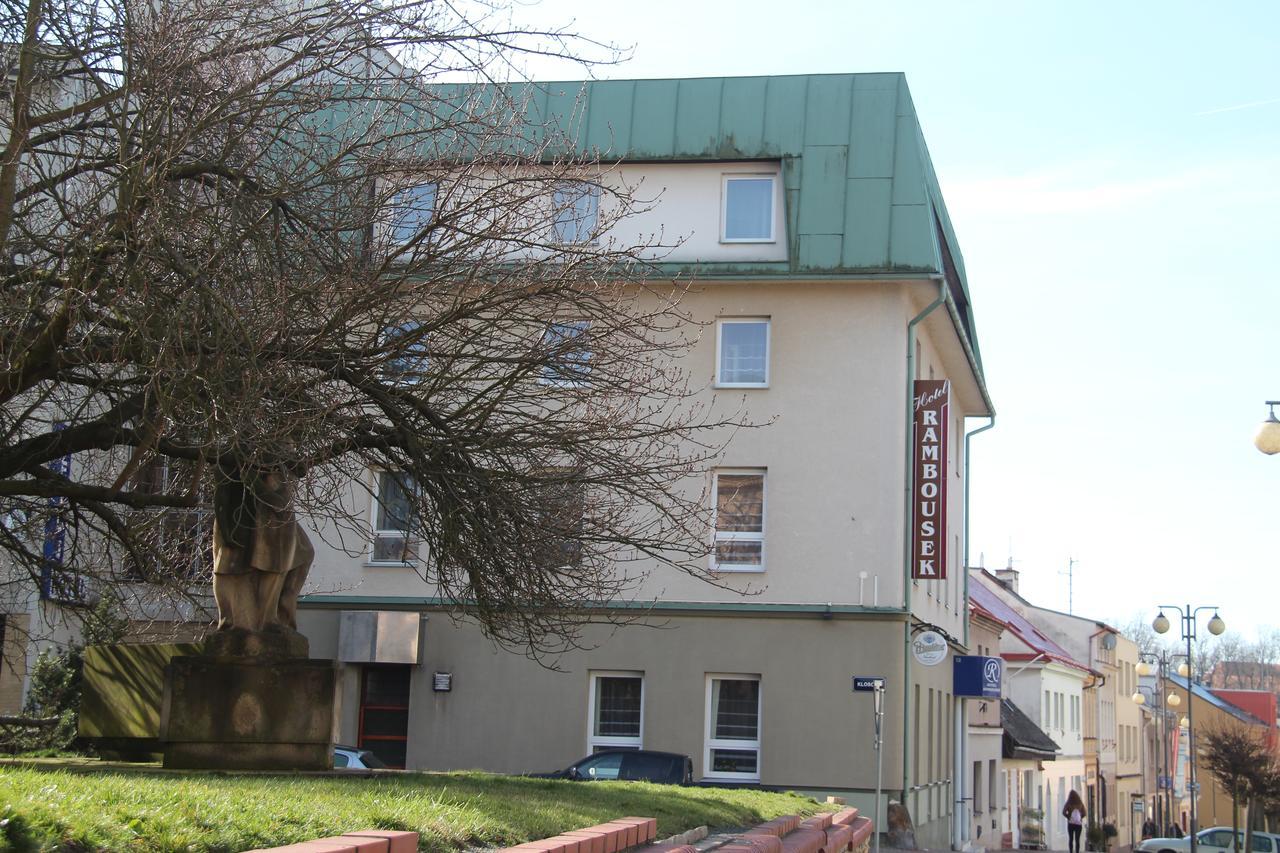 Hotel Rambousek Nové Město nad Metují Εξωτερικό φωτογραφία